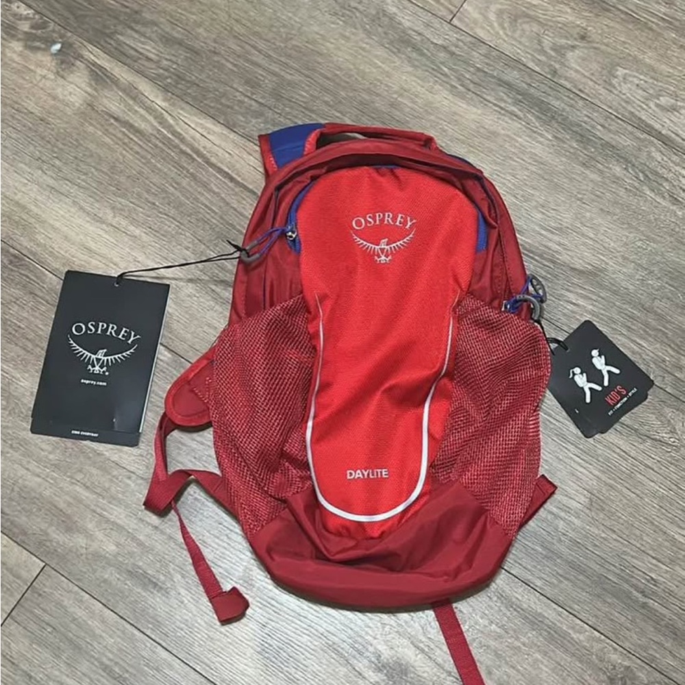 Osprey Daylite Backpack in Red and Blue